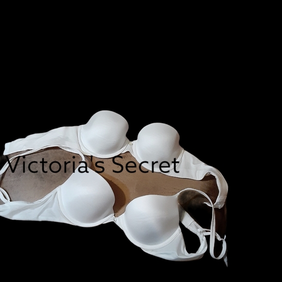 Victoria's Secret Other - 2 Victoria's Secret Bras💐Very Sexy Push up